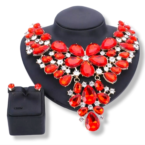 18k gold plated red crystal flower necklace earrings set - Picture 3 of 12